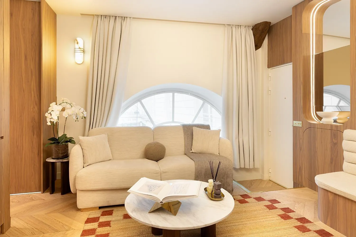 Maison Galante - Apartments In Grand Boulevards - Passage Panorama パリ